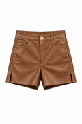 Short Camelia Cuero Cognac, hecho a mano en cuero — Bendito Leather