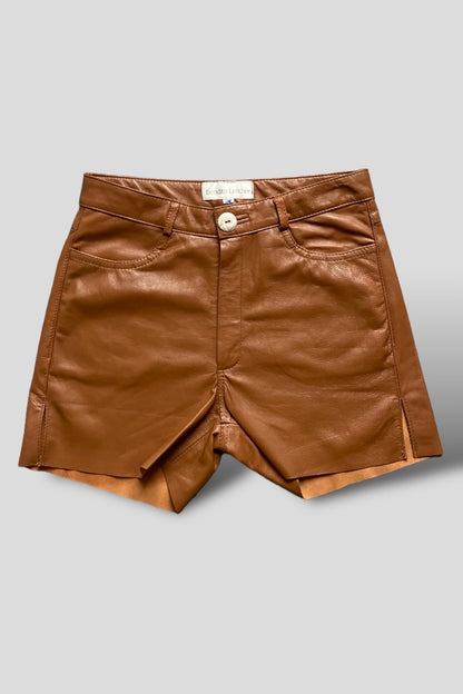 Short Camelia